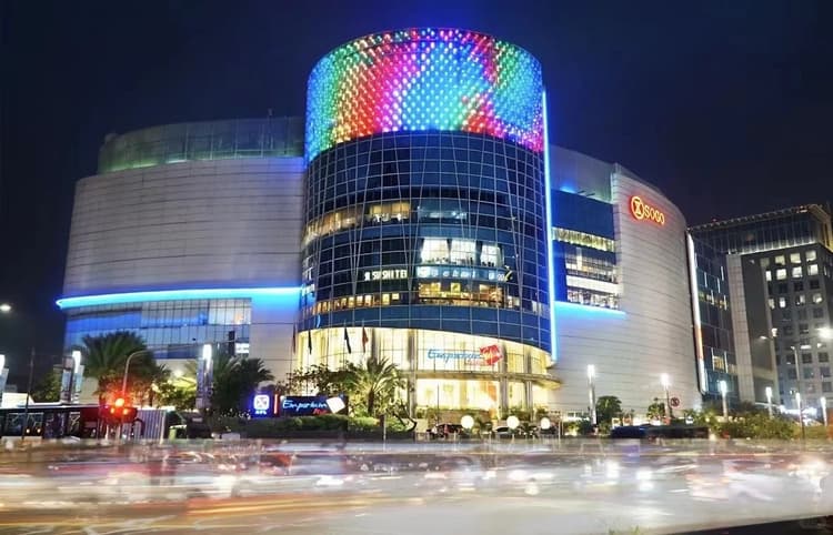 インドネシア・ジャカルタの都市景観 - 赤道の未来都市