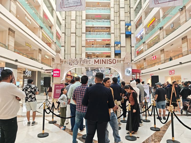インドネシア・ジャカルタのショッピングモール - 東南アジアの消費市場